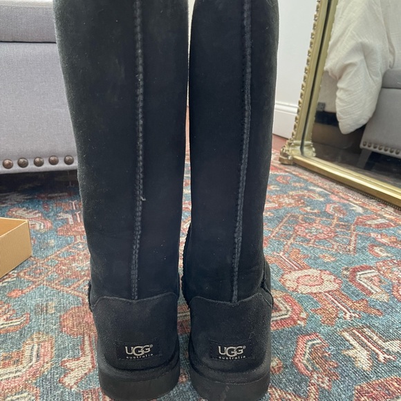 UGG Tall boots size 9 - Picture 8 of 11